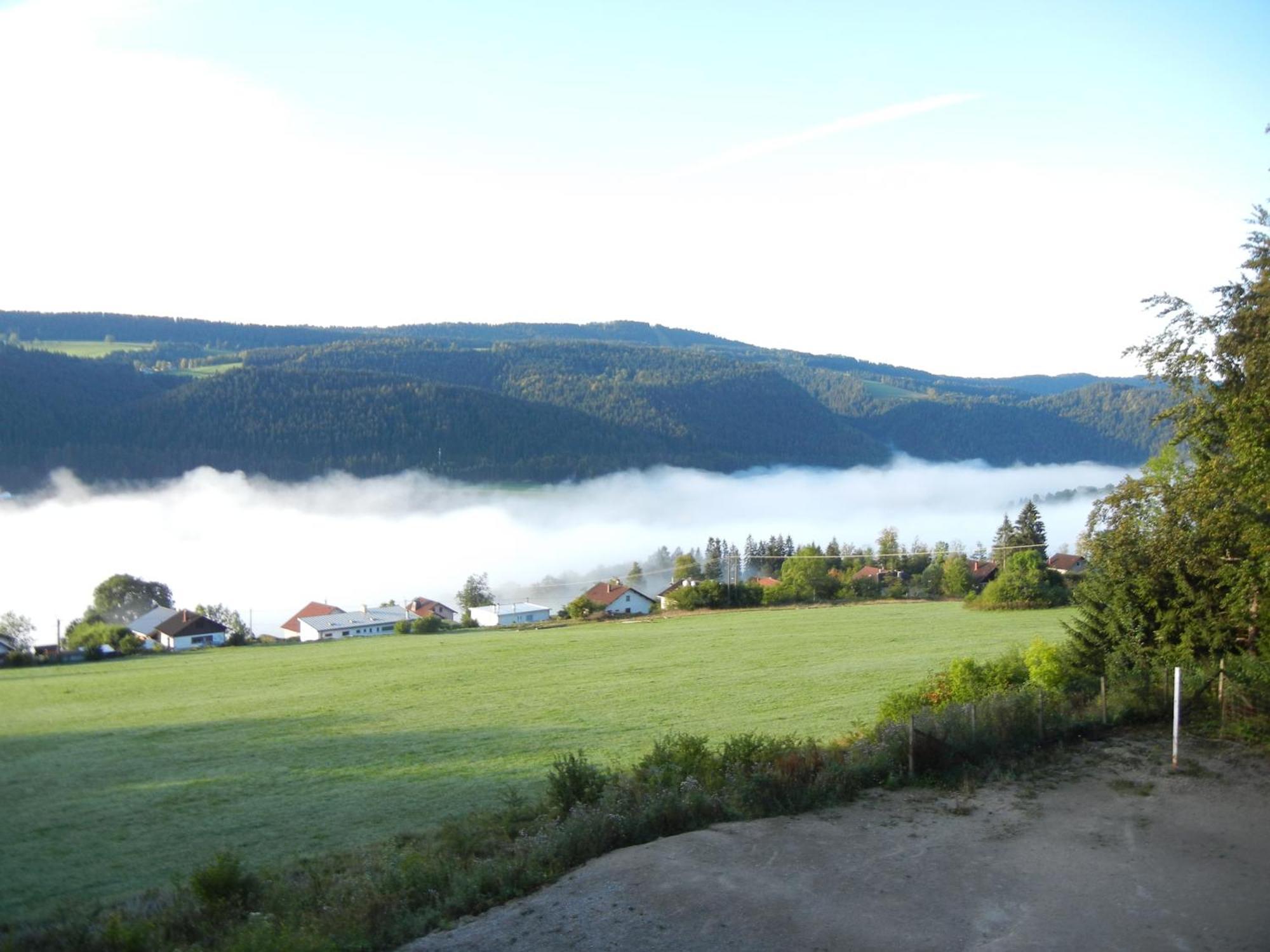 Evasion Tonique Hotel Villers-le-Lac Luaran gambar