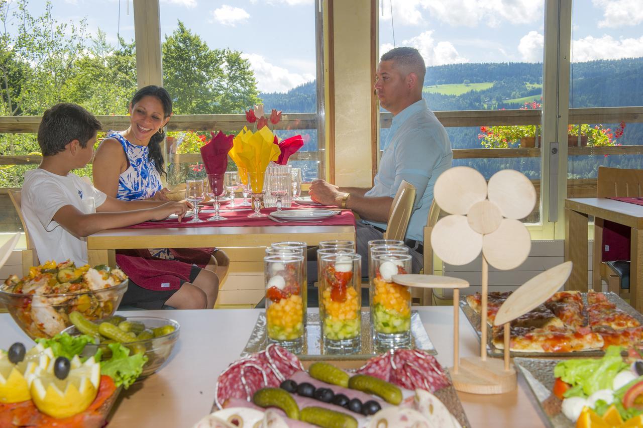 Evasion Tonique Hotel Villers-le-Lac Luaran gambar