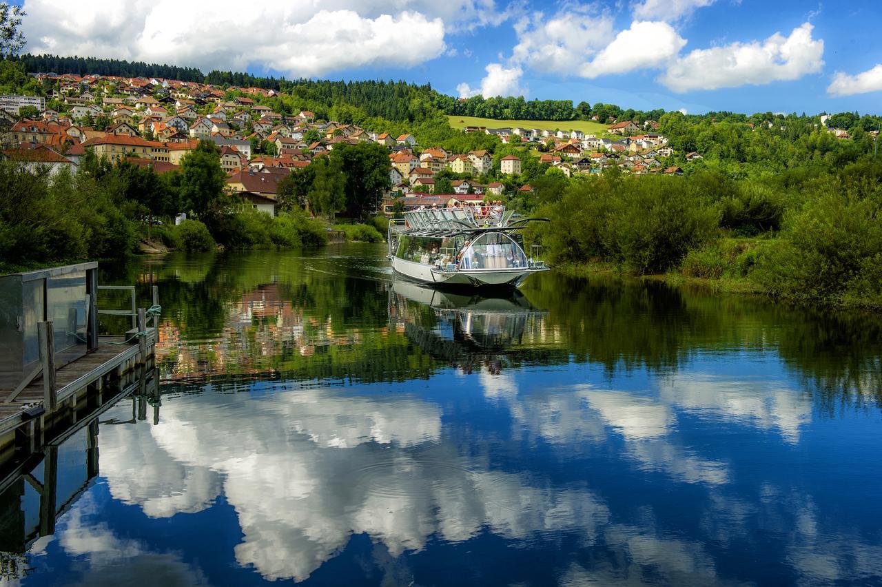 Evasion Tonique Hotel Villers-le-Lac Luaran gambar