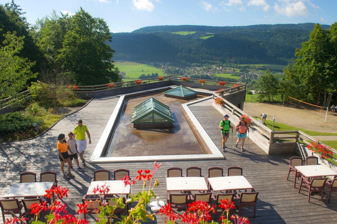 Evasion Tonique Hotel Villers-le-Lac Luaran gambar