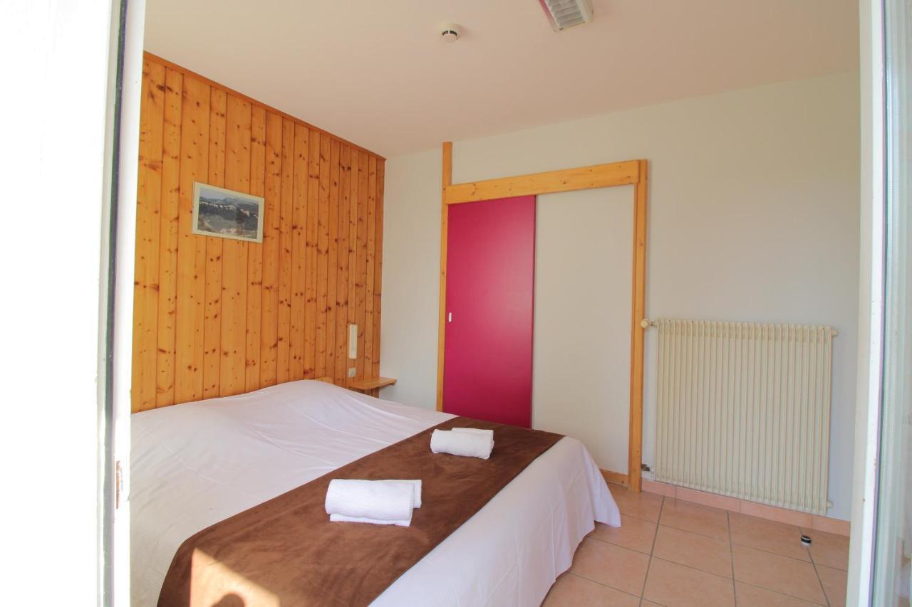 Evasion Tonique Hotel Villers-le-Lac Luaran gambar
